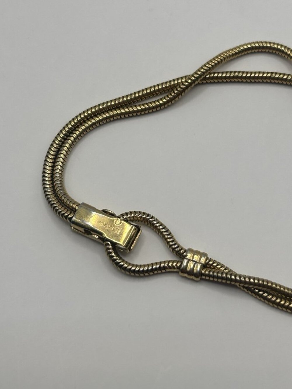 Vintage Avon Double Strand Bracelet Gold Tone Jewelry Gift - Picture 6 of 8